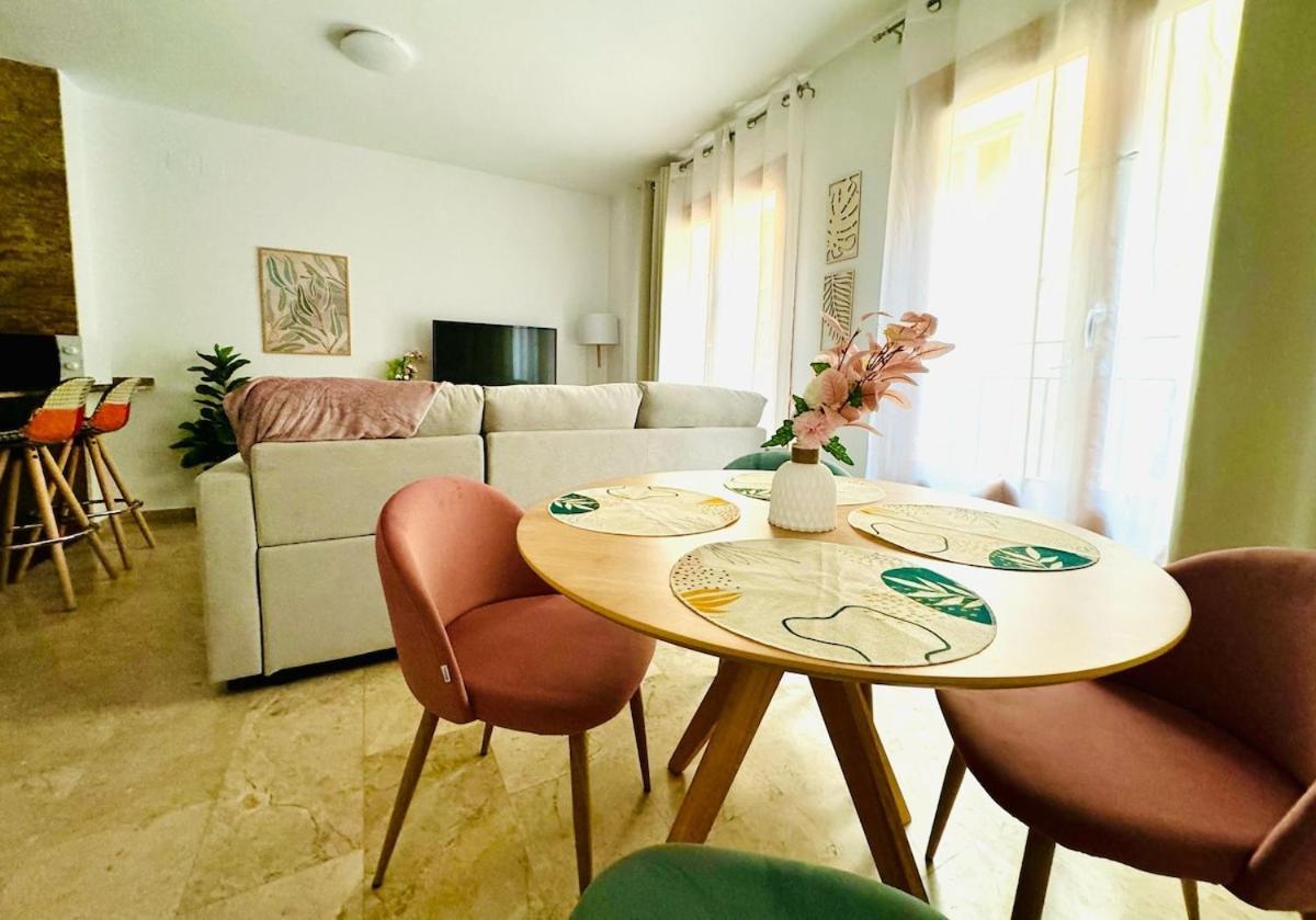 Abat 1 Cool & Wide Flat Next To The Cathedral Appartement *